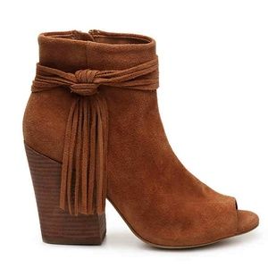 STEVE MADDEN Baine Peep Toe Bootie - 9M